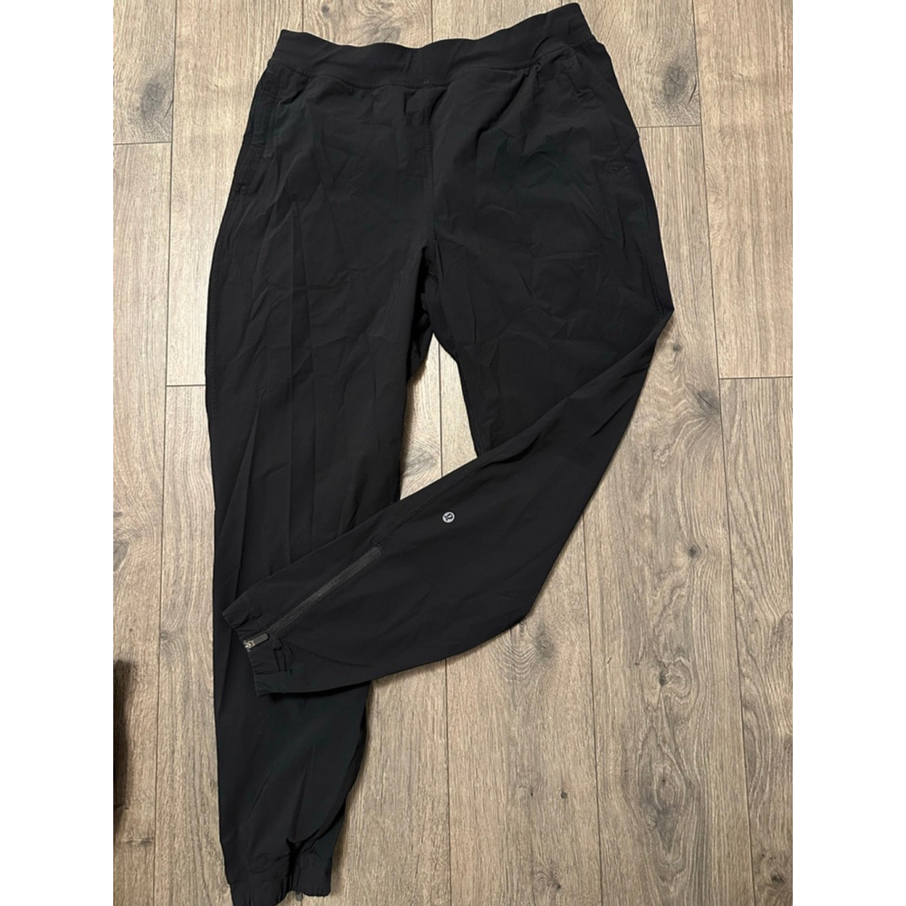Women's Lululemon Black Jogger Pants Size 8 - Picture 3 of 7
